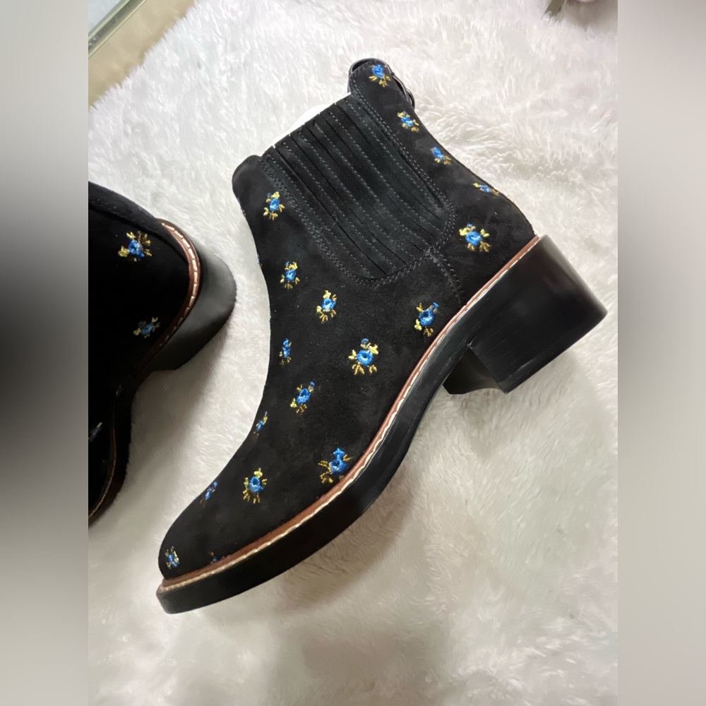 coach butterfly boots
